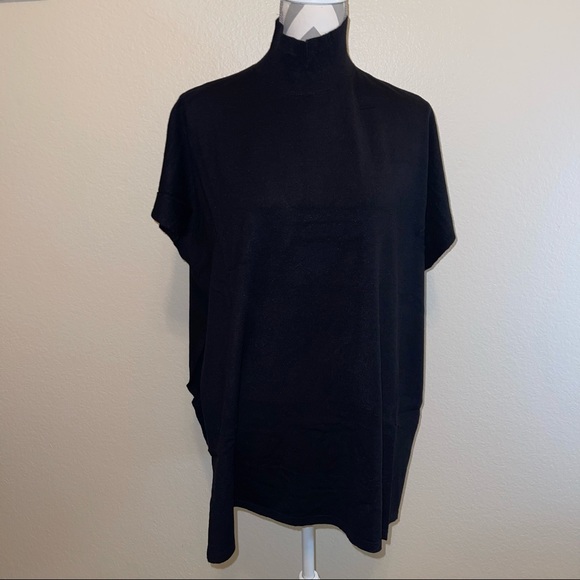 Sweater - Picture 12 of 17